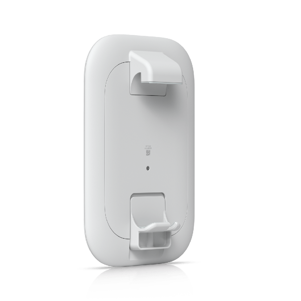 uacc-uk-ultra-panel-antenna-3